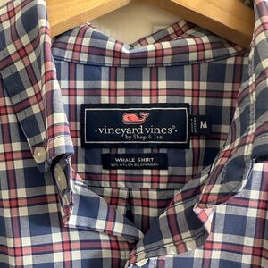 Men’s Vineyard Vines button up checked shirt size M